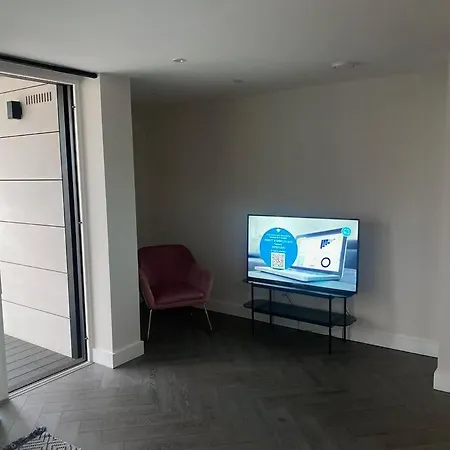 Lovely 2 Bedroom Apartment In Deansgate *