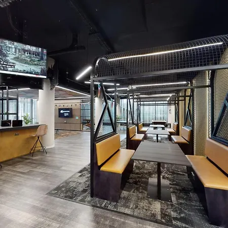 Canvas Apartment