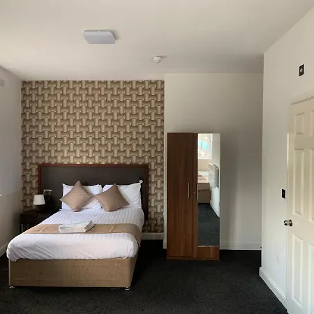 Imperial Salford 3* סלפורד