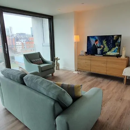 New 2 Bed Apartment, Ancoats * Манчестер