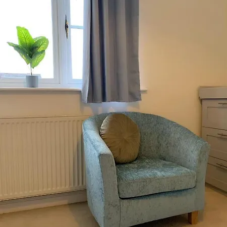 Сasa de vacaciones Spacious&amazing 4 Bedroom Detached House Mánchester