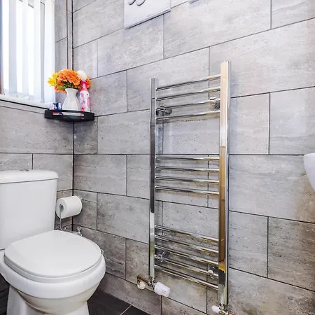 度假居 Stylish 4 Bedroom Close To City Centre 曼彻斯特