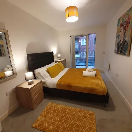 Stylish 2 Bed Apt In Centre Apartment Manchester