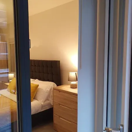 Stylish 2 Bed Apt In Centre アパート マンチェスター