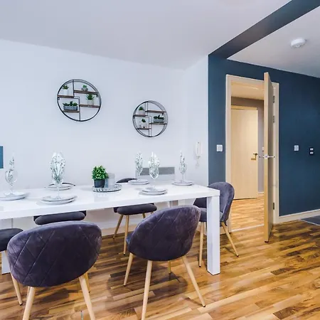 아파트 Spacious - Sleeps 9