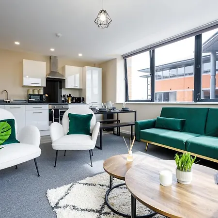 Apartment Bright And Modern 2 Bedroom
