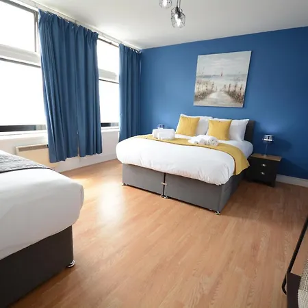 Апартаменты Deansgate Heights, *
