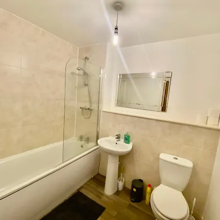 Ladywell Apartment