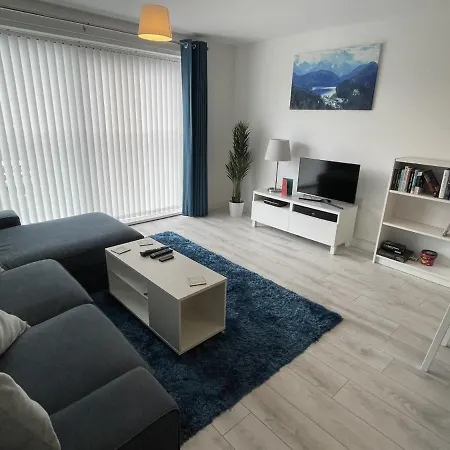 Superb 1 Bed - 3 Min To Tram - Free On Site Parking - Sleeps 3 Apartment Manchester