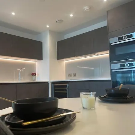 Luxury 2 Bedroom Centre Apartmán