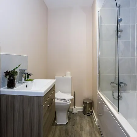 Modern And Stylish 1 Bedroom Apartment