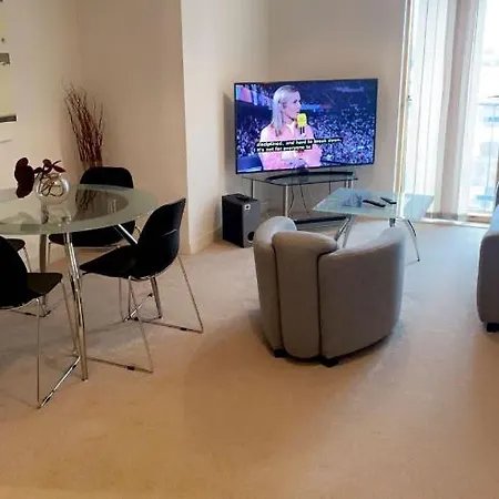 Lovely 1-Bedroom Condo In Green Quarters 公寓 曼彻斯特