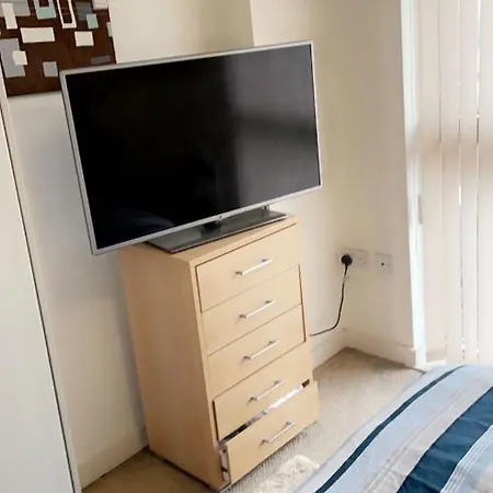 Lovely 1-Bedroom Condo In Green Quarters 曼彻斯特