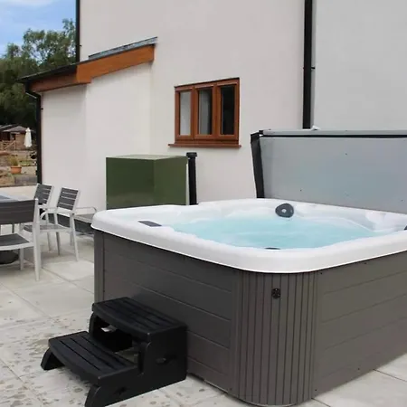 Great Moss Retreat *