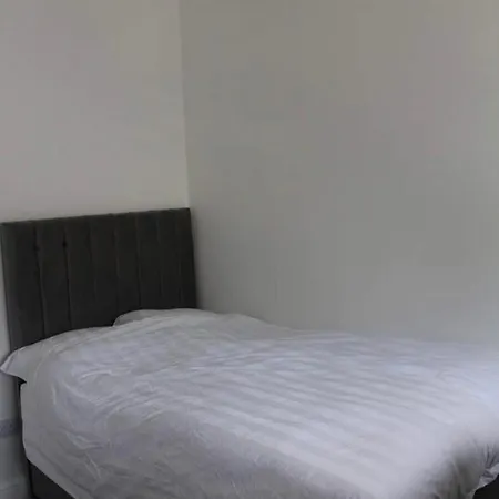 Great Moss Retreat * Manchester
