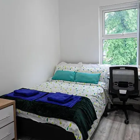 Holiday home Six Bedroom Property In The Hub Of The City *