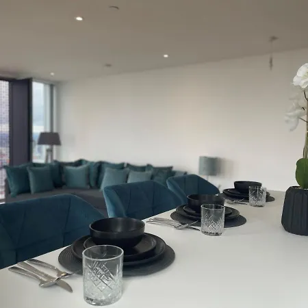 The Chelsea Centre Apartment