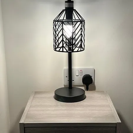 Apartment Two Bedrooms Exquisite En-suite Deansgate
