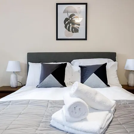 Modern And Stylish 1 Bedroom Manchester