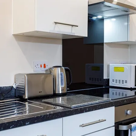 Modern And Stylish 1 Bedroom Apartment Manchester