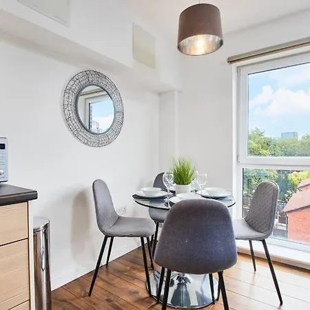 Gem - Sleeps 6
