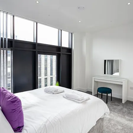 Pillo Serviced - Apartament Manchester