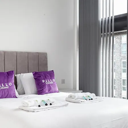 Pillo Serviced - *
