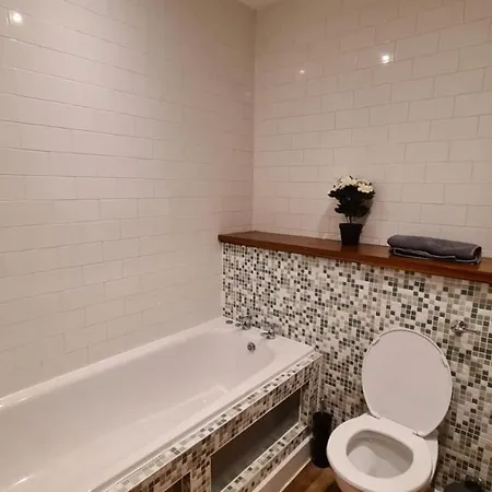 Διαμέρισμα Spacious, Bright And Airy Centre Flat. Unique Converted Mill. Μάντσεστερ