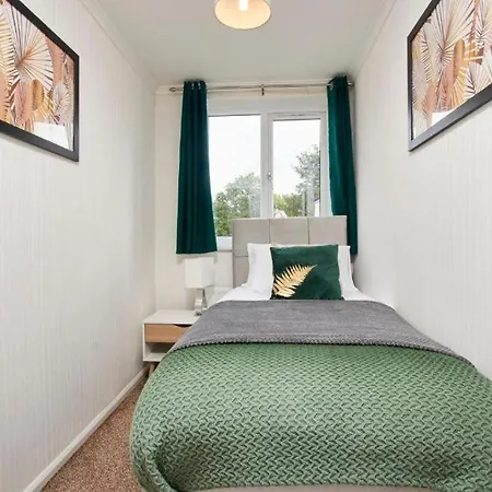 Apartmán The Emerald House Of - Garden - Parking *