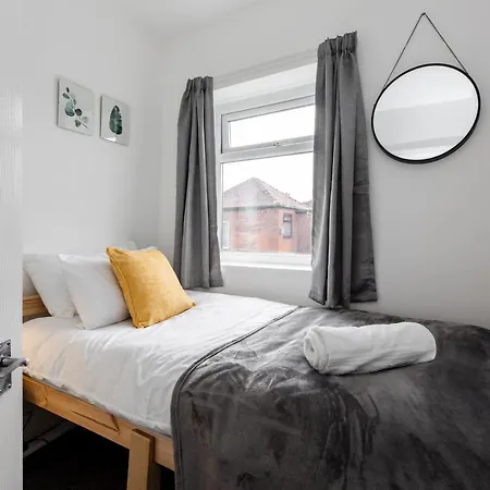 1 Mile To Etihad Stadium & Coop Arena, Free Parking, 7 Ppl Дом отдыха Манчестер