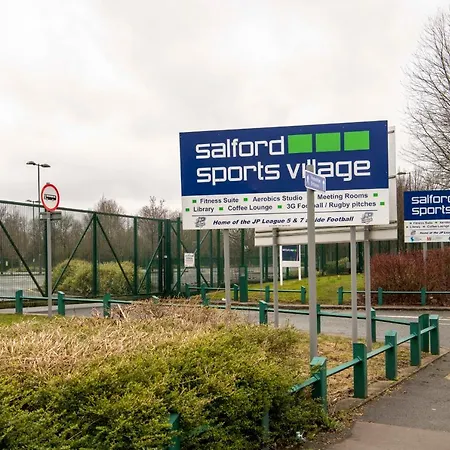 Feriehus Guestready - Modern 2br In Salford *