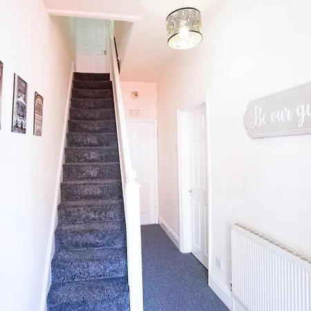 Apartment Rutland House 10 Mins From City Ctr 4-bedroom House Manchester