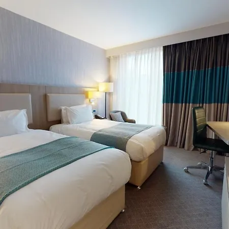 - Centre By Ihg Hotel 4*