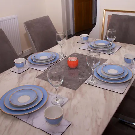 Crystal House 10min To Centre Ideal For Work And Leisure דירה מנצ'סטר