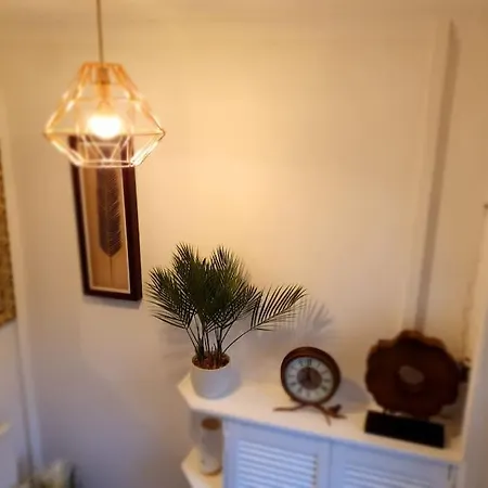 Holiday home Cheerful 3 Bedroom House With Spacious Garden *