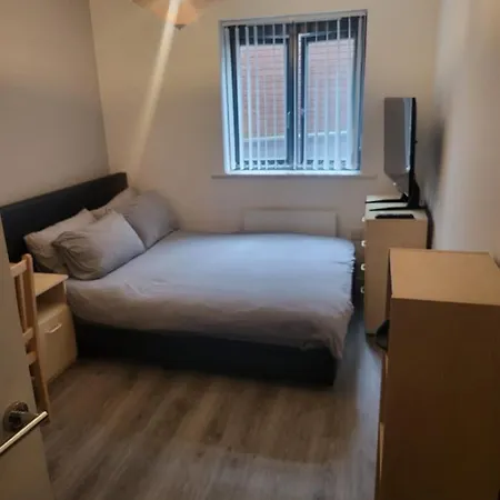 Living 2 Bedroom 2 Bathroom In Deansgate M1 Manchester