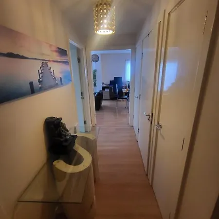 Apartment Living 2 Bedroom 2 Bathroom In Deansgate M1 *