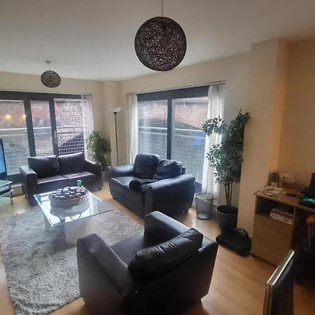 Apartment Living 2 Bedroom 2 Bathroom In Deansgate M1