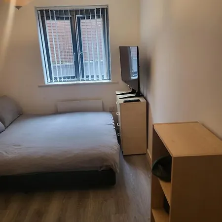 Living 2 Bedroom 2 Bathroom In Deansgate M1 Apartment Manchester