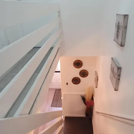 Bv Luxury Spacious 3 Bedroom House At Isaac Close Manchester