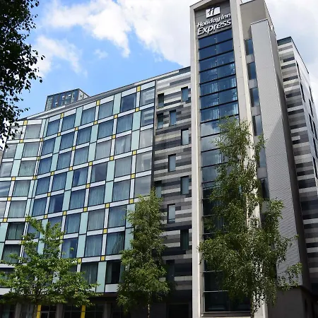 Express Centre Arena By Ihg Hotel 3*