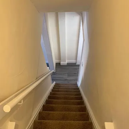 Apartment Crystal House 10min To Centre Ideal For Work And Leisure