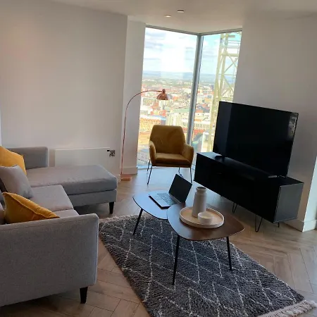 Luxury 2 Bedroom , View Apartment Manchester