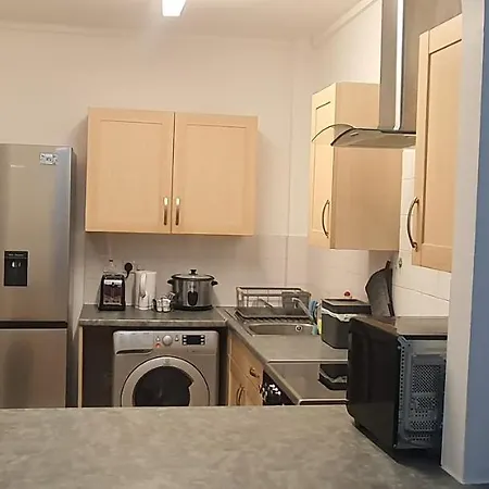 Apartamento Entire Rental, Easy Reach To Etihad Stadium Manchester