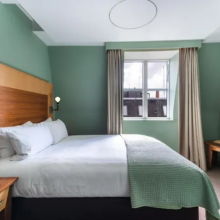 Hotel The Alan 4*