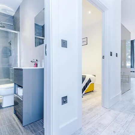 Hotel *new* Stylish & Modern Centre