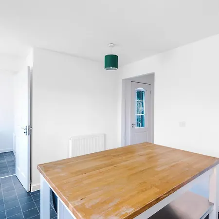 Holiday home 5 Bedroom House Hosted By Mcr Dens Manchester