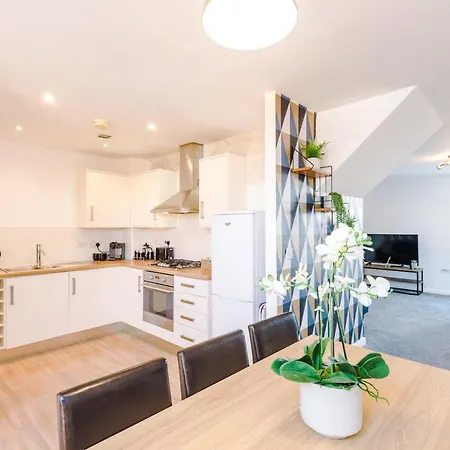 3 Bedroom Hosted By Mcr Dens 別荘 *
