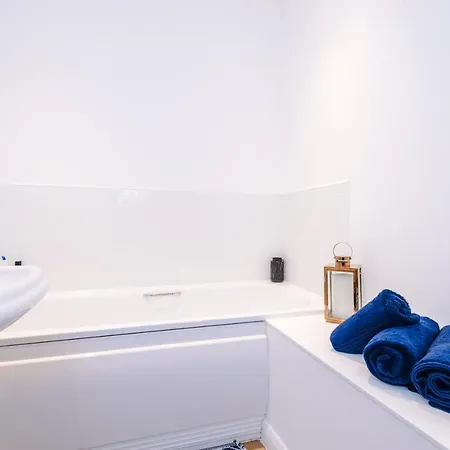 3 Bedroom Hosted By Mcr Dens 別荘 マンチェスター