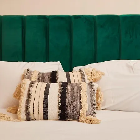 Apartment Lovely Flat In